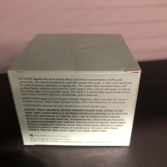 SkinCeuticals Triple Lipid Restore 2:4:2 Cream - Light Blue - Picture 2 of 2